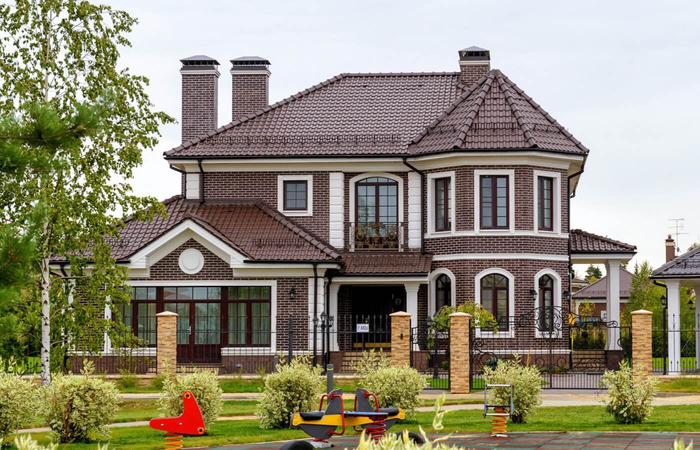 Пример остекления коттеджа фото